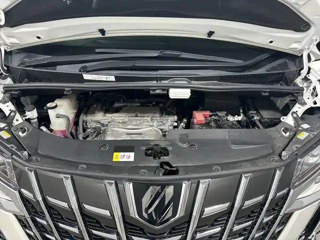 トヨタ アルファード S Cパッケージ 神奈川県 2022(令4)年 3.3万km ホワイトパールクリスタルシャイン トヨタセーフティセンス/純正メーカーナビ/・BT/フルセグTV/MiraCast/AM/FM/バックカメラ/純正フリップダウンモニター/デジタルインナーミラー/ツインムーンルーフ/BSM/レザーシート/パワーシート(D/N/2列目)/シートヒーター(D/N)/ベンチレーション(D/N)/メモリシート(D)/ビルトインETC/前後ドライブレコーダー/電動サイドブレーキ/オートブレーキホールド/電動リアゲート/ウッドコンビ調ステアリング/ステアリングスイッチ/ステアリングヒーター/Autoライト/2列目サンシェード/MTモード/三眼LEDヘッドライト/AFS/フォグランプ/モデリスタ(F/R)/純正フロアマット/純正ドアバイザー/純正18インチアルミホイール