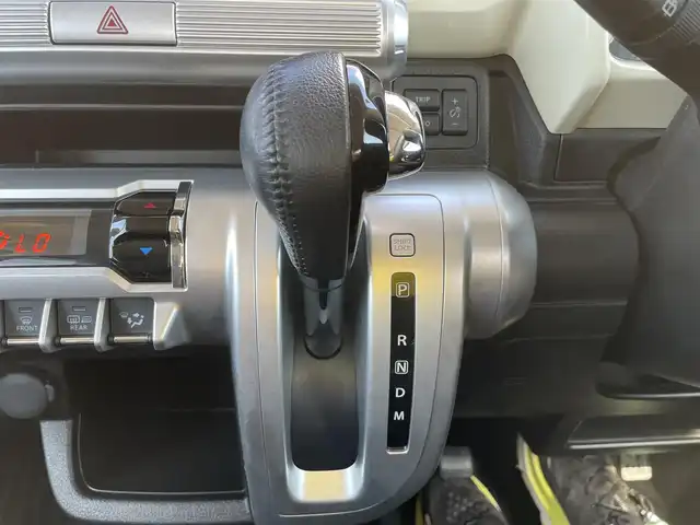 スズキ クロスビー HYBRID MZ 石川県 2019(平31)年 3.2万km ベージュ 社外メモリーナビ/社外CD/DVD/フルセグTV/バックカメラ/LEDヘッドライト/ETC/ドライブレコーダー/スマートキー/プッシュスタート/レーダーブレーキ/クルーズコントロール/純正アルミホイール/シートヒーター/保証書