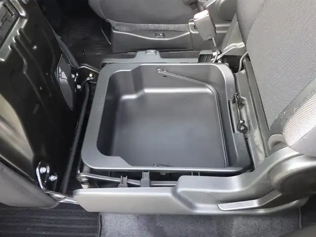 スズキ クロスビー HYBRID MZ 千葉県 2019(平31)年 3.2万km キャラバンアイボリーパールメタリック/ブラック 2トーンルーフ 175/60R16/スズキセーフティサポート/クルーズコントロール/アイドリングストップ/社外メモリーナビ/地デジTV/【DVD/CD再生機能　Bluetooth接続】/バックカメラ/前席シートヒーター/革巻きステアリング/パドルシフト/ETC/LEDヘッドライト/フォグライト/ウインカーミラー/純正16インチアルミホイル/サイド/カーテンエアバッグ/スマートキー