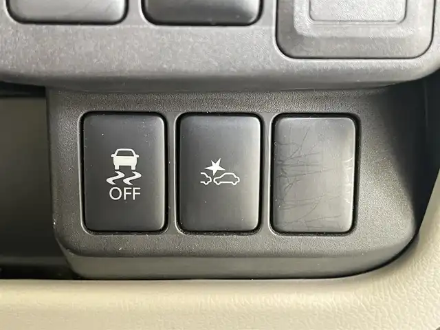 日産 デイズ X 岐阜県 2018(平30)年 3.3万km アイスブルー (株)IDOMが運営する【じしゃロン多治見店】の自社ローン専用車両になります。こちらは現金またはオートローンご利用時の価格です。自社ローンご希望の方は別途その旨お申付け下さい。/アラウンドビューモニター/コーナーセンサー/衝突軽減ブレーキ/アイドリングストップ