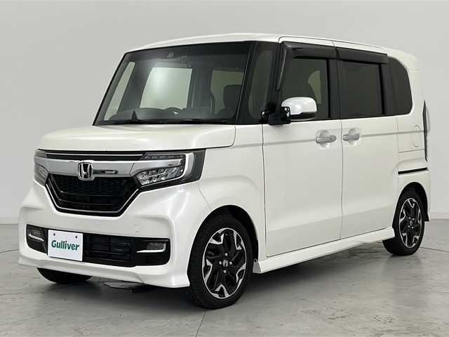 ホンダ Ｎ ＢＯＸ カスタム G L ターボ ホンダセンシング 宮城県 2018(平30)年 3.9万km プレミアムホワイトパールⅡ 禁煙車/Honda SENSING/・衝突軽減ブレーキ/・路外逸脱抑制機能/・先行車発進お知らせ機能/・アダプティブクルーズコントロール/・車線維持支援システム/・オートハイビーム/純正7型ナビ/・BT.CD.DVD.SD.USB/・フルセグTV/バックカメラ/両側パワースライドドア/ハーフレザーシート/ビルトインETC/プッシュスタート/スマートキー×2/アイドリングストップ/横滑り防止/LEDヘッドライト/LEDフォグライト/ステアリングスイッチ/純正フロアマット/純正15インチAW/ドアバイザー