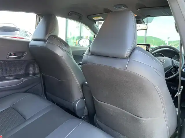 トヨタ Ｃ－ＨＲ G モード ネロ セーフティプラス 香川県 2020(令2)年 5.7万km ブラックマイカ トヨタセーフティーセンス/・プリクラッシュ（衝突軽減）/・LDA（車線逸脱警報）/純正9型ディスプレイオーディオ/・コネクトナビ機能付き/パノラミックビューモニターOP/バックカメラ/ハーフレザーシート/シートヒーター/革巻きステアリング/ステアリングリモコン/レーダークルーズコントロール/LEDヘッドライト/LEDフォグライト/オートハイビーム/オートライト/前後ドライブレコーダー/純正18インチアルミホイール/スマートキー/プッシュスタート