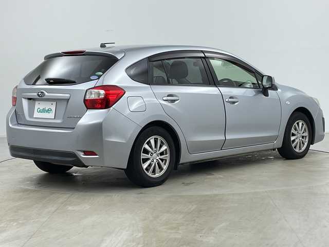 スバル インプレッサ スポーツ 1．6i－L 道央・札幌 2012(平24)年 6.2万km アイスシルバーメタリック ・4WD/・寒冷地仕様/・純正ナビ&CD&DVD&SD&BT&TV/・バックカメラ/・ETC/・ドアミラーヒーター/・HIDヘッドライト/・スマートキー/・スペアキー/・純正15インチAW/・スタッドレス積込