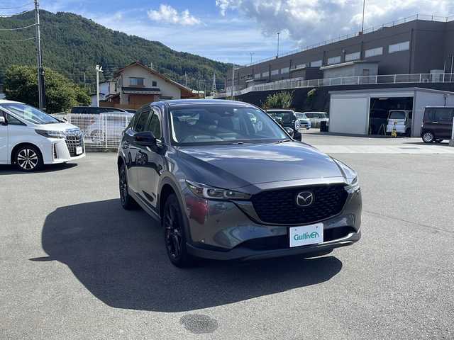 マツダ ＣＸ－５ XD ブラックトーンエディション 山梨県 2022(令4)年 3.3万km マシーングレープレミアムM 4WD/純正ナビ　/全周囲カメラ　/フルセグ　/ＥＴＣ　/ＢＳＭ　/ＨＵＤ　/メモリ付きパワーシート　/ハーフレザーシート　/前席シートヒーター　/ステアリングヒーター　/デュアルエアコン　/電動リアゲート　/オートライト