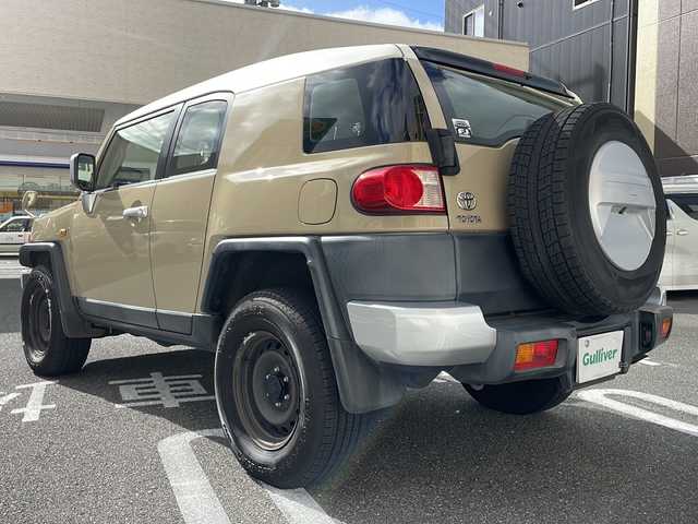 トヨタ ＦＪクルーザー 広島県 2015(平27)年 9.1万km ベージュ/ホワイト /登録時走行距離/　　　　　　　90199キロ/4WD/純正ナビ/バックカメラ/地デジ/ETC/新車時整備手帳/　　【保証書】/取扱説明書/