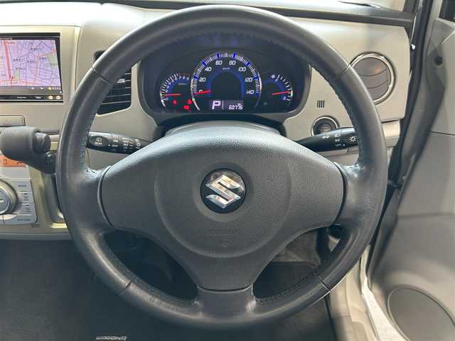 スズキ ワゴンＲ FX－LTDⅡ 愛知県 2010(平22)年 6.1万km シルキーシルバーメタリック 社外メモリナビ/フルセグテレビ/バックカメラ/Bluetooth/ウィンカーミラー/ドアバイザー/プッシュスタート/ETC/レザーステアリング