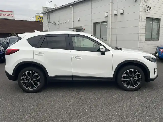 マツダ ＣＸ－５ 25S Lパッケージ 広島県 2015(平27)年 2.5万km クリスタルホワイトパールマイカ ワンオーナー/メモリナビ/（Bluetooth/USB/CD/DVD/AUX）/バックカメラ/アイドリングストップ/クルーズコントロール（追従有）/ドアバイザー/プッシュスタート/ビルドインETC/LEDヘッドライト/衝突軽減ブレーキ/レーンキープアシスト
