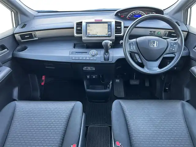 ホンダ フリード スパイク GL 神奈川県 2012(平24)年 8.7万km アラバスターシルバーメタリック ジャストセレクション/HDDインターナビ/・ワンセグTV/CD/MSV/DVD再生可/バックカメラ/ビルトインETC/両側パワースライドドア/クルーズコントロール/純正15インチAW/HIDヘッドライト/スマートキー/横滑り防止装置/ドアバイザー/純正フロアマット/保証書/取扱説明書/スペアキー×1