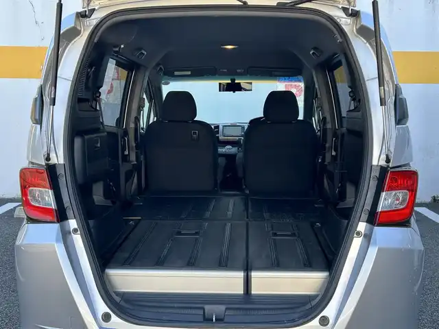 ホンダ フリード スパイク GL 神奈川県 2012(平24)年 8.7万km アラバスターシルバーメタリック ジャストセレクション/HDDインターナビ/・ワンセグTV/CD/MSV/DVD再生可/バックカメラ/ビルトインETC/両側パワースライドドア/クルーズコントロール/純正15インチAW/HIDヘッドライト/スマートキー/横滑り防止装置/ドアバイザー/純正フロアマット/保証書/取扱説明書/スペアキー×1