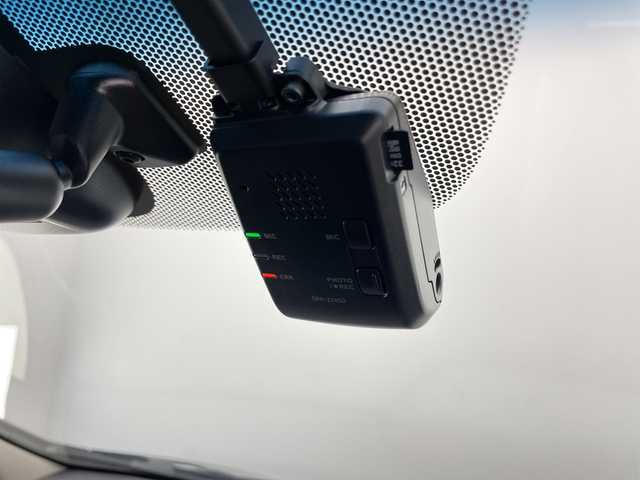 ホンダ フリード ハイブリット クロスター 長野県 2023(令5)年 2.9万km クリスタルブラックパール 純正メモリナビ（型番VXM-234VFi）/（フルセグTV＆CD＆DVD＆SD＆BL＆USB＆iPod＆AUX＆FM・AM）/バックカメラ/ホンダセンシング/・クルーズコントロール（追従あり）/・レーンキープアシスト/・衝突被害軽減システム/・クリアランスソナー/純正エンジンスターター/ビルトインETC/ドライブレコーダー（前後）/両側パワースライドドア/ワイパーデアイサー/LEDヘッドライト/フォグランプ/オートライト/シートヒーター（前席）/2列目サンシェード/純正フロアマット/15インチ純正アルミホイール/ドアバイザー/スマートキー