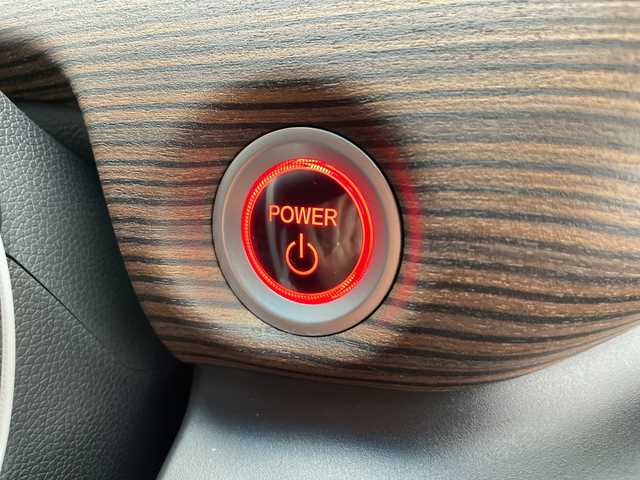 ホンダ フリード ハイブリット クロスター 長野県 2023(令5)年 2.9万km クリスタルブラックパール 純正メモリナビ（型番VXM-234VFi）/（フルセグTV＆CD＆DVD＆SD＆BL＆USB＆iPod＆AUX＆FM・AM）/バックカメラ/ホンダセンシング/・クルーズコントロール（追従あり）/・レーンキープアシスト/・衝突被害軽減システム/・クリアランスソナー/純正エンジンスターター/ビルトインETC/ドライブレコーダー（前後）/両側パワースライドドア/ワイパーデアイサー/LEDヘッドライト/フォグランプ/オートライト/シートヒーター（前席）/2列目サンシェード/純正フロアマット/15インチ純正アルミホイール/ドアバイザー/スマートキー