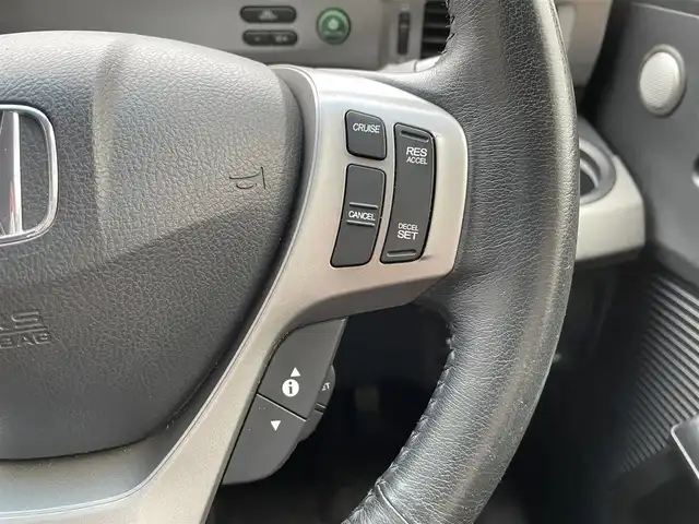 ホンダ フリード ハイブリット ジャストセレクション 埼玉県 2012(平24)年 8.7万km プレミアムブラキッシュパール /ワンオーナー//社外メモリナビ//フルセグTV//バックカメラ//CD/DVD/Bluetooth//両側パワースライドドア//クルーズコントロール//ETC//スマートキー//キセノン//ハーフレザーシート//Wエアバッグ//ABS//横滑り防止装置//ドライブレコーダー//オートライト//プライバシーガラス//無限フロントグリル//純正15インチAW//新車時保証書//取扱説明書//ナビ取説