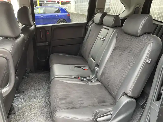 ホンダ フリード ハイブリット ジャストセレクション 埼玉県 2012(平24)年 8.7万km プレミアムブラキッシュパール /ワンオーナー//社外メモリナビ//フルセグTV//バックカメラ//CD/DVD/Bluetooth//両側パワースライドドア//クルーズコントロール//ETC//スマートキー//キセノン//ハーフレザーシート//Wエアバッグ//ABS//横滑り防止装置//ドライブレコーダー//オートライト//プライバシーガラス//無限フロントグリル//純正15インチAW//新車時保証書//取扱説明書//ナビ取説