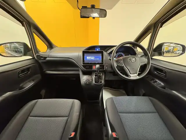 トヨタ ノア X 群馬県 2015(平27)年 7.4万km ダークシェリーマイカM 純正9インチナビ/　フルセグ/BT/CD/DVD/SD/バックカメラ/フリップダウンモニター/両側パワースライドドア/ビルトインETC/ドライブレコーダー/アイドリングストップ/LEDヘッドライト/オートライト/左右独立温度調整オートエアコン/スマートキー/プッシュスタート