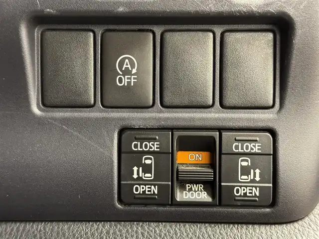 トヨタ ノア X 群馬県 2015(平27)年 7.4万km ダークシェリーマイカM 純正9インチナビ/　フルセグ/BT/CD/DVD/SD/バックカメラ/フリップダウンモニター/両側パワースライドドア/ビルトインETC/ドライブレコーダー/アイドリングストップ/LEDヘッドライト/オートライト/左右独立温度調整オートエアコン/スマートキー/プッシュスタート