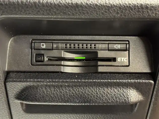 トヨタ ノア X 群馬県 2015(平27)年 7.4万km ダークシェリーマイカM 純正9インチナビ/　フルセグ/BT/CD/DVD/SD/バックカメラ/フリップダウンモニター/両側パワースライドドア/ビルトインETC/ドライブレコーダー/アイドリングストップ/LEDヘッドライト/オートライト/左右独立温度調整オートエアコン/スマートキー/プッシュスタート