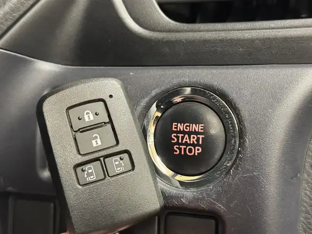 トヨタ ノア X 群馬県 2015(平27)年 7.4万km ダークシェリーマイカM 純正9インチナビ/　フルセグ/BT/CD/DVD/SD/バックカメラ/フリップダウンモニター/両側パワースライドドア/ビルトインETC/ドライブレコーダー/アイドリングストップ/LEDヘッドライト/オートライト/左右独立温度調整オートエアコン/スマートキー/プッシュスタート