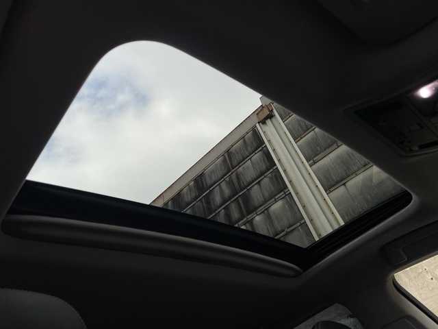 レクサス ＧＳ 250 Iパッケージ 愛知県 2012(平24)年 13万km ホワイトパールクリスタルシャイン サンルーフ/レスポンス製エアロ（フロント・サイド・リア)/純正メーカーナビ/フルセグTV・Bluetooth・DVD・CD・USB・AUX・FM・AM/バックカメラ/ビルトインETC/クルーズコントロール/パドルシフト/運転席メモリ付きパワーシート/前席シートヒーター/前席ベンチレーターシート/ステアリングスイッチ/オートライト/LEDライト/LEDフォグランプ/純正フロアマット/純正ドアバイザー/保証書/取扱説明書/スペアスマートキー