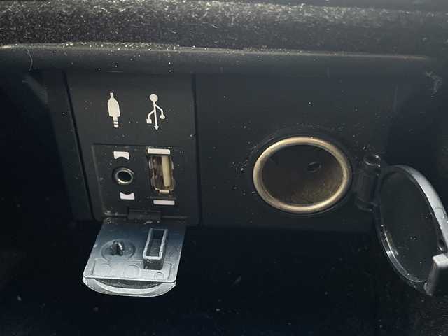 レクサス ＧＳ 250 Iパッケージ 愛知県 2012(平24)年 13万km ホワイトパールクリスタルシャイン サンルーフ/レスポンス製エアロ（フロント・サイド・リア)/純正メーカーナビ/フルセグTV・Bluetooth・DVD・CD・USB・AUX・FM・AM/バックカメラ/ビルトインETC/クルーズコントロール/パドルシフト/運転席メモリ付きパワーシート/前席シートヒーター/前席ベンチレーターシート/ステアリングスイッチ/オートライト/LEDライト/LEDフォグランプ/純正フロアマット/純正ドアバイザー/保証書/取扱説明書/スペアスマートキー