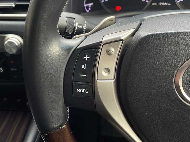 レクサス ＧＳ 250 Iパッケージ 愛知県 2012(平24)年 13万km ホワイトパールクリスタルシャイン サンルーフ/レスポンス製エアロ（フロント・サイド・リア)/純正メーカーナビ/フルセグTV・Bluetooth・DVD・CD・USB・AUX・FM・AM/バックカメラ/ビルトインETC/クルーズコントロール/パドルシフト/運転席メモリ付きパワーシート/前席シートヒーター/前席ベンチレーターシート/ステアリングスイッチ/オートライト/LEDライト/LEDフォグランプ/純正フロアマット/純正ドアバイザー/保証書/取扱説明書/スペアスマートキー