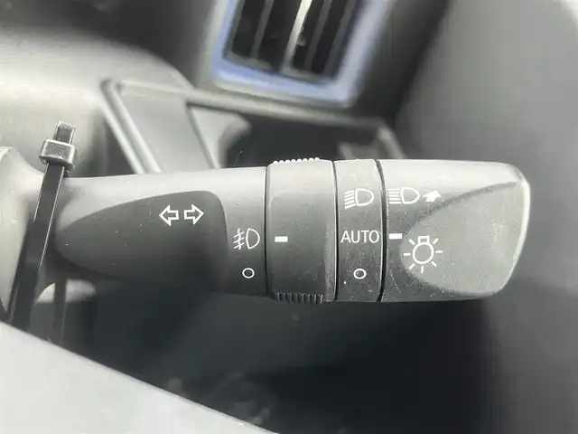 ダイハツ タント カスタム X 島根県 2021(令3)年 5.3万km ブラックマイカメタリック 4WD/純正9型ＳＤナビ　/(ＤＶＤ再生/Ｂｌｕｅｔｏｏｔｈ接続)　/バックカメラ　/両側パワースライドドア　/前後コーナーセンサー　/レーンアシスト　/衝突回避支援ブレーキ機能　/前席シートヒーター　/オートハイビーム／ライト　/純正ＬＥＤヘッドライト/純正14インチアルミホイール　/純正フロアマット