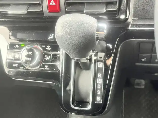 ダイハツ タント カスタム X 島根県 2021(令3)年 5.3万km ブラックマイカメタリック 4WD/純正9型ＳＤナビ　/(ＤＶＤ再生/Ｂｌｕｅｔｏｏｔｈ接続)　/バックカメラ　/両側パワースライドドア　/前後コーナーセンサー　/レーンアシスト　/衝突回避支援ブレーキ機能　/前席シートヒーター　/オートハイビーム／ライト　/純正ＬＥＤヘッドライト/純正14インチアルミホイール　/純正フロアマット