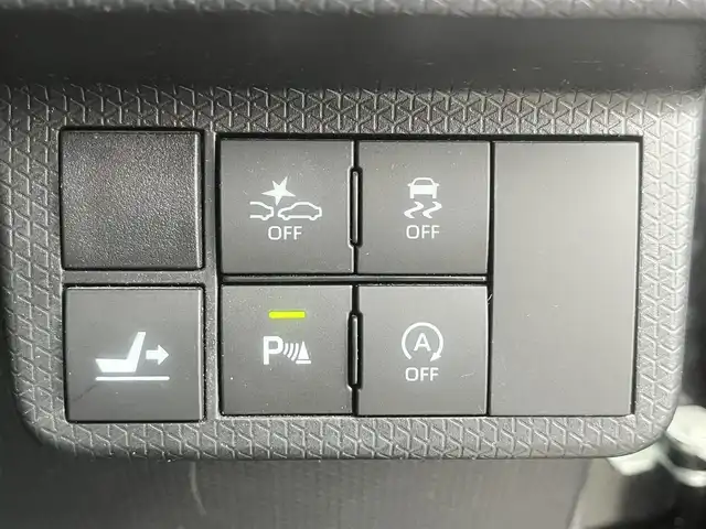 ダイハツ タント カスタム X 島根県 2021(令3)年 5.3万km ブラックマイカメタリック 4WD/純正9型ＳＤナビ　/(ＤＶＤ再生/Ｂｌｕｅｔｏｏｔｈ接続)　/バックカメラ　/両側パワースライドドア　/前後コーナーセンサー　/レーンアシスト　/衝突回避支援ブレーキ機能　/前席シートヒーター　/オートハイビーム／ライト　/純正ＬＥＤヘッドライト/純正14インチアルミホイール　/純正フロアマット