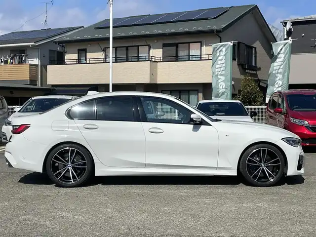 ＢＭＷ ３３０ｉ Mスポーツ 宮城県 2019(平31)年 6.6万km アルピンホワイトⅢ ファストトラックパッケージ/イノベーションセンターパッケージ/純正メーカーナビ（FM:AM：BT：TV）/純正ドライブレコーダー前側/レーダークルコン/レーンキープアシスト/ヘッドアップディスプレイ/ETC/D/Nシートヒーター/D/Nパワーシート/D席シートメモリー/BSM/コーナーセンサー/純正19インチアルミホイール