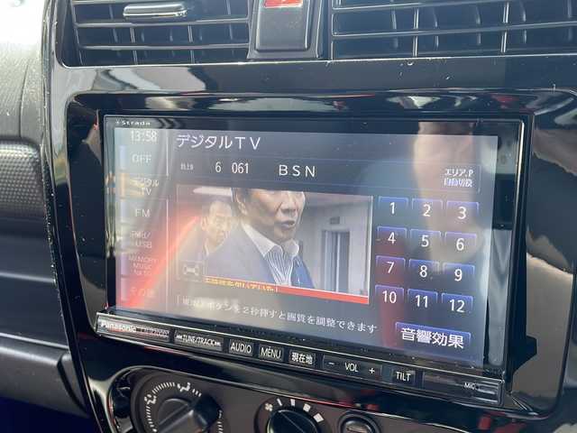 スズキ ジムニー シエラ クロスアドベンチャー 新潟県 2014(平26)年 16.4万km ブルーイッシュブラックパール3 ４WD/リフトアップ/センターデフロック/社外ナビ〈strada CN-R300D〉/フルセグTV/純正エアロパーツ〈フロント＆サイド〉/社外アルミ〈RAYS１６インチAW〉/社外マフラー〈K3〉/社外テールランプ/専用シート/バックカメラ/フォグランプ/ウィンカーミラー
