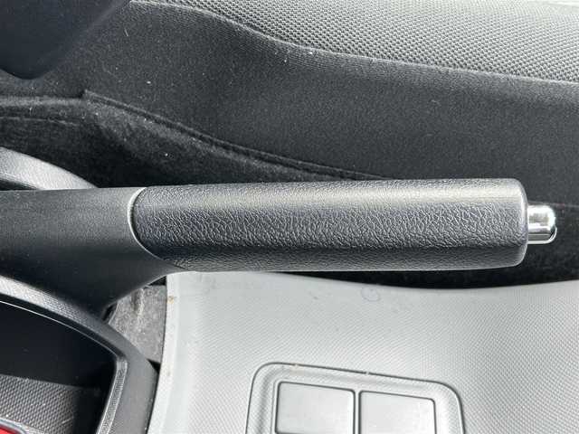 トヨタ アクア S 新潟県 2013(平25)年 10.4万km コバルトブルーメタリック 純正ナビ/（Bluetooth、ワンセグ、FM/AM、CD/DVD）/ETC（Panasonic：ECO　Mood）/純正フロアマット/LEDライト/スペアキー/プッシュスタート/スマートキー/横滑り防止/ABS
