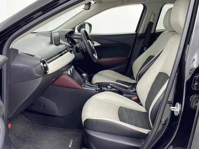 マツダ ＣＸ－３ XD ツーリング Lパッケージ 鹿児島県 2016(平28)年 11.6万km ジェットブラックマイカ 純正ナビ/Bluetooth DVD再生可/フルセグTV/バックカメラ/レザーシート /前席シートヒーター /レーダークルーズコントロール/ブラインドスポットモニター/ビルトインETC/LEDヘッドライト/オートライトコントロール/オートマチックハイビーム/純正18インチアルミホイール/USBソケット/純正フロアマット/スマートキー/エンジンプッシュスタート/保証書/取扱説明書