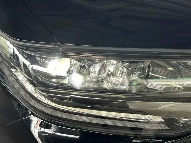 トヨタ アルファード S タイプゴールド 静岡県 2020(令2)年 2.8万km ブラック 特別仕様車/トヨタセーフティセンス/純正9型ディスプレイ/ナビ/フルセグＴＶ/ＤＶＤ再生/ＢＴオーディオ/バックカメラ/前後ドラレコ/ビルトインＥＴＣ2.0/TRDエアロ FSR/ツインムーンルーフ/純正１２．１型後席モニター/AC１００Ｖ/１００Ｗ/追従機能付クルコン/ハーフレザーシート/前後コーナーセンサー/LEDヘッドライト/オートライト/オートハイビーム/LTA（レーントレーシングアシスト）/クリアランスソナー/PKSB(パーキングサポートブレーキ)/PCS(プリクラッシュセーフティ)/オットマン/純正１８ＡＷ
