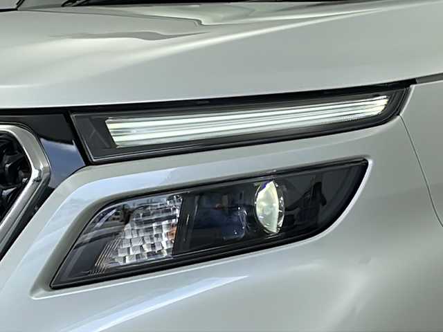 スズキ ソリオ バンディット HV MV 新潟県 2022(令4)年 3.9万km ピュアホワイトP 純正９インチメモリナビ（Bluetooth・USB・AM・FM）/両側パワースライドドア　/アラウンドビューモニター　/ヘッドアップディスプレイ　/フルセグ　/ETC２．０　/衝突被害軽減システム/レーンキープアシスト　/後方コーナーセンサー　/追従クルーズコントロール/LEDオートライト/オートマチックハイビーム/フォグランプ/前後ドラレコ/アイドリングストップ/リアサーキュレーター/スマートキー/純正フロアマット/純正１５インチアルミホイール