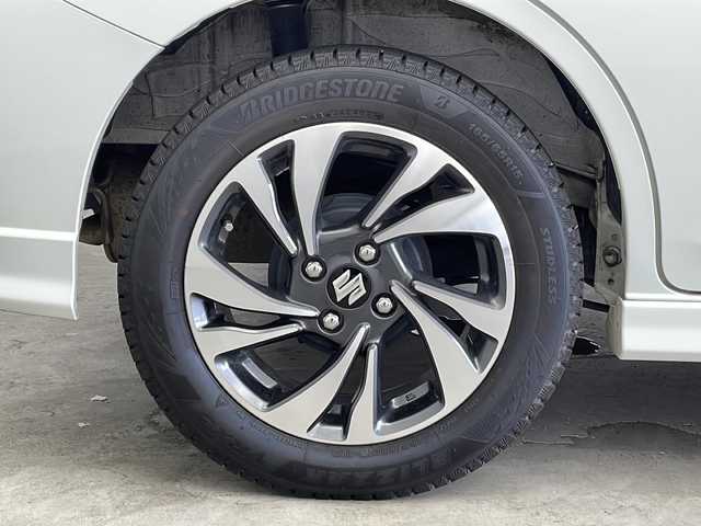 スズキ ソリオ バンディット HV MV 新潟県 2022(令4)年 3.9万km ピュアホワイトP 純正９インチメモリナビ（Bluetooth・USB・AM・FM）/両側パワースライドドア　/アラウンドビューモニター　/ヘッドアップディスプレイ　/フルセグ　/ETC２．０　/衝突被害軽減システム/レーンキープアシスト　/後方コーナーセンサー　/追従クルーズコントロール/LEDオートライト/オートマチックハイビーム/フォグランプ/前後ドラレコ/アイドリングストップ/リアサーキュレーター/スマートキー/純正フロアマット/純正１５インチアルミホイール