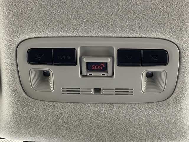 トヨタ シエンタ G 新潟県 2024(令6)年 0.1万km アーバンカーキ 純正ディスプレイオーディオ(ナビ フルセグ)/全方位モニター/純正ビルトインETC/両側パワースライドドア/純正フロアマット/社外ドアバイザー/純正キャップ夏タイヤセット(185/65/R15)/スマートキー×２/LEDヘッドライト/前後コーナーセンサー/レーダークルーズコントロール/Bluetooth