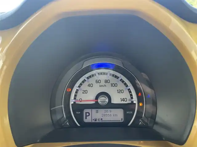 スズキ ハスラー G 山形県 2016(平28)年 2.9万km アクティブイエロー/ブラック2トーンルーフ 4WD/衝突被害軽減システム/カーオーディオ/　　【CD　AM/FM　AUX】/シートヒーター/15インチアルミホイール/純正フロアマット/ダウンヒルアシストコントロール/電動格納ミラー/アイドリングストップ/ドアバイザー/スマートキー×2