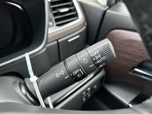 ホンダ オデッセイ ハイブリッド e:HEVアブソルート EX 千葉県 2021(令3)年 2.1万km プレミアムヴィーナスブラックP １オーナー　ナビ　全方位カメラ　フリップダウンモニター両側電動スライドドア　２．０ＥＴＣ　ＵＳＢ　ホンダセンシング　電動バックドア　クルコン　シートヒーター　スマートキー　１８インチＡＷ　ＬＥＤライト