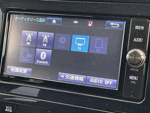 トヨタ プリウス Sセーフティプラス 滋賀県 2017(平29)年 3.5万km アティチュードブラックマイカ 純正SDナビ/・AM/FM/・CD/DVD/・Bluetooth/・フルセグTV/バックカメラ/ステアリングスイッチ/革巻きステアリング/ビルトインETC/前方ドライブレコーダー/プリクラッシュセーフティ/レーンディパーチャーアラート/アダプティブクルーズコントロール/インテリジェンスクリアランスソナー/ふらつき検知/ヘッドアップディスプレイ/オートハイビーム/オートマチックヘッドライト/LEDヘッドライト/フォグランプ/オートリトラミラー