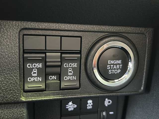 ダイハツ ムーヴ キャンバス ストライプス X 大分県 2023(令5)年 1.5万km シャイニングホワイトパール/アプリコットピンクメタリック ワンオーナー /9インチ純正SDナビ /フルセグTV /CD/DVD再生機能/バックカメラ /両側パワースライドドア /禁煙　/クリアランスソナー /2トーン /前方純正ドライブレコーダー /電動格納ミラー　/スマートキー/Wエアバッグ/オートライト