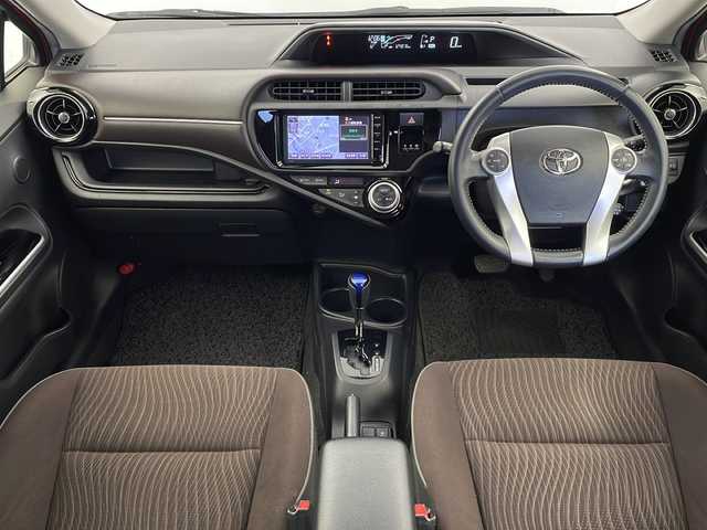 トヨタ アクア G 栃木県 2015(平27)年 12.4万km スーパーレッドⅤ 純正ナビ/（BT/フルセグ/AM/FM)/クルーズコントロール/横滑り防止/プッシュスタート/スマートキー/ETC/バックカメラ