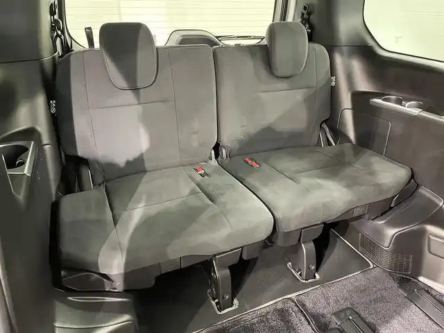 日産 セレナ ニスモ 愛知県 2018(平30)年 4.9万km ブリリアントホワイトパール 2トーン カロッツェリア10インチナビ/フリップダウンモニター/プロパイロット/衝突軽減ブレーキ/両側電動スライドドア/アラウンドビューモニター/LEDヘッドライト/ETC/ドライブレコーダー/デジタルインナーミラー/フルセグTV/Bluetooth/コーナーセンサー/レーンキープアシスト/パーキングアシスト/プッシュスタート/USB接続/スマートキー/CD/DVD再生/アイドリングストップ/ミュージックサーバー/ミュージックプレイヤー接続/純正フロアマット/オートライト/禁煙車/2トーンカラー/ウィンカーミラー/電動格納ミラー/ドアバイザー/Wエアコン/ステアリングリモコン/ハンズフリーパワースライドドア/横滑り防止装置/電動パーキングブレーキ/オートブレーキホールド