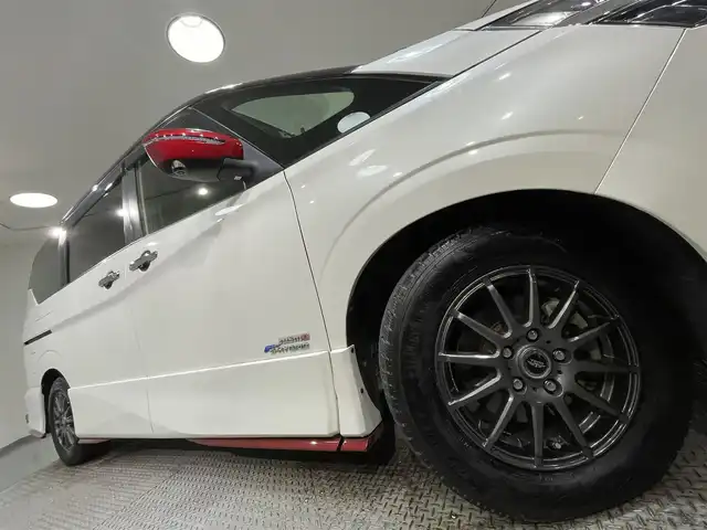 日産 セレナ ニスモ 愛知県 2018(平30)年 4.9万km ブリリアントホワイトパール 2トーン カロッツェリア10インチナビ/フリップダウンモニター/プロパイロット/衝突軽減ブレーキ/両側電動スライドドア/アラウンドビューモニター/LEDヘッドライト/ETC/ドライブレコーダー/デジタルインナーミラー/フルセグTV/Bluetooth/コーナーセンサー/レーンキープアシスト/パーキングアシスト/プッシュスタート/USB接続/スマートキー/CD/DVD再生/アイドリングストップ/ミュージックサーバー/ミュージックプレイヤー接続/純正フロアマット/オートライト/禁煙車/2トーンカラー/ウィンカーミラー/電動格納ミラー/ドアバイザー/Wエアコン/ステアリングリモコン/ハンズフリーパワースライドドア/横滑り防止装置/電動パーキングブレーキ/オートブレーキホールド