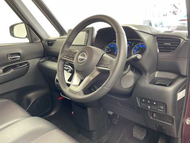 日産 ルークス ハイウェイスター Gターボ 兵庫県 2024(令6)年 0.5万km ワイン ・社外ナビ（MDV-D311W）/TV/Bluetooth/SD/CD/・アラウンドビューモニター/・インテリジェントルームミラー/・ETC/・エマージェンシーブレーキ/・車線逸脱警報/・標識検知機能/・先行車発進お知らせ/・ふらつき警報/・ハンズフリースライドドア/・両側パワースライドドア/・ステアリングスイッチ/・ＬＥＤヘッドライト/・オートライト/・ハイビームアシスト/・スマートキー