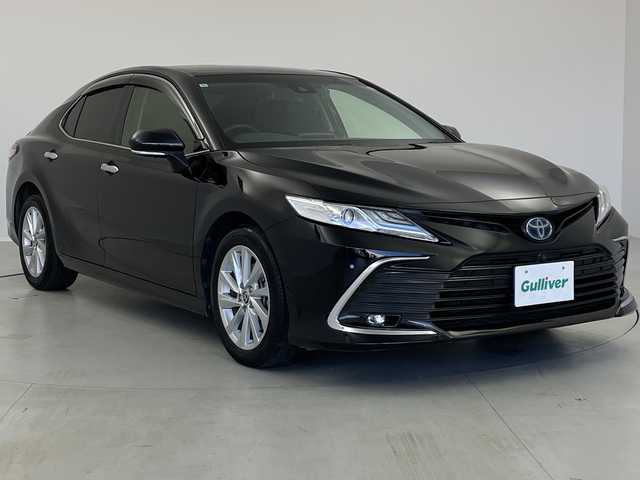 トヨタ カムリ G 茨城県 2023(令5)年 1.8万km アティチュードブラックマイカ 純正ディスプレイオーディオ　全方位カメラ　ミュージックプレーヤー接続　ＥＴＣ　衝突軽減ブレーキ　レーンキープアシスト　ブラインドスポットモニター　シートヒーター　ドライブレコーダー　純正17インチＡＷ