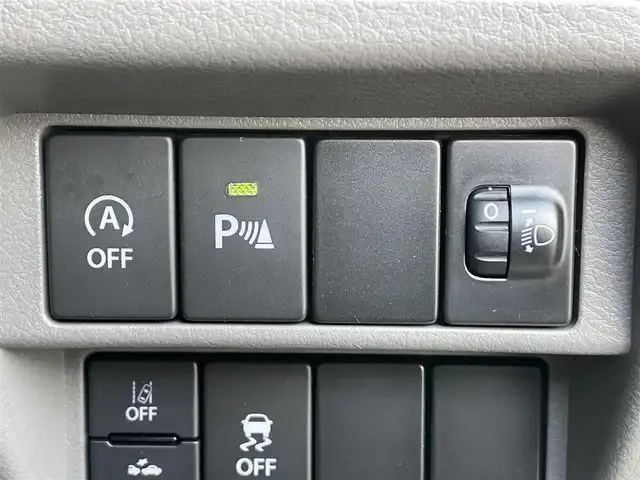 スズキ エブリイ PC 香川県 2024(令6)年 0.3万km スペリアホワイト スズキセーフティサポート/・デュアルカメラブレーキサポート/・誤発進抑制機能/・後退時ブレーキサポート/・後方誤発進抑制機能/・車線逸脱警報機能/・ふらつき警報機能/・先行車発進お知らせ機能/・ハイビームアシスト/・リアパーキングセンサー/パイオニア社メモリナビ/・CD/DVD/・AM/FM/・ワンセグTV/・USB接続/ウレタンステアリング/アイドリングストップ/両側スライドドア/純正１２インチアルミカバー/純正ドアバイザー