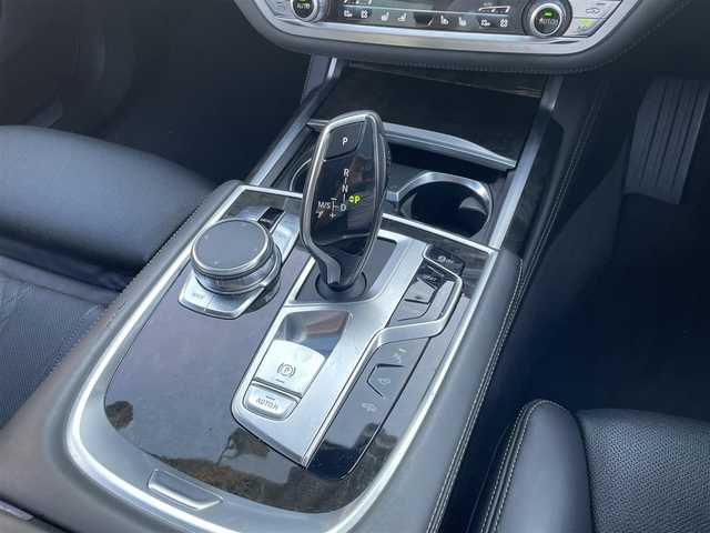 ＢＭＷ ７５０ｉ