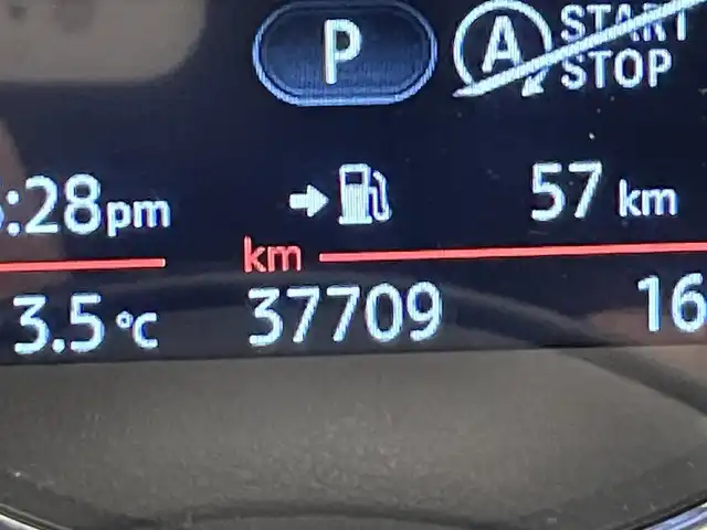 ＭＩＮＩ ミニ クーパー S 岐阜県 2016(平28)年 3.8万km 青 ディープブルー/ペッパーパッケージ(コンフォートアクセス/MINIエキサイトメントパッケージ/ストレージコンパートメントパッケージ)/ナビゲーションパッケージ/LEDヘッドライト/フォグランプ/17インチアロイホイール/ドライビングアシスト（衝突被害軽減ブレーキ/アクティブクルーズコントロール）/後方パークディスタンスコントロール/ミラー一体型ＥＴＣ