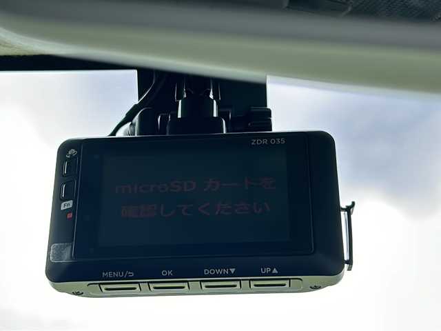 スズキ ジムニー XL 岐阜県 2019(平31)年 2.2万km キネティックイエロー 社外ＳＤナビ　/ＥＴＣ　/前後ドライブレコーダー　/横滑り防止装置　/ダウンヒルアシスト　/４ＷＤ　/ＡＢＳ　/純正１６インチアルミホイール　/５速ＭＴ　/プッシュスタート　/スマートキー　/スペアキー/フラットシート　/純正フロアマット