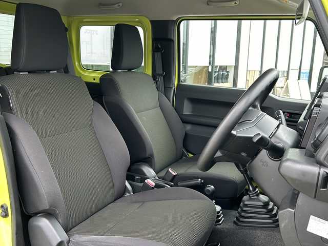 スズキ ジムニー XL 岐阜県 2019(平31)年 2.2万km キネティックイエロー 社外ＳＤナビ　/ＥＴＣ　/前後ドライブレコーダー　/横滑り防止装置　/ダウンヒルアシスト　/４ＷＤ　/ＡＢＳ　/純正１６インチアルミホイール　/５速ＭＴ　/プッシュスタート　/スマートキー　/スペアキー/フラットシート　/純正フロアマット