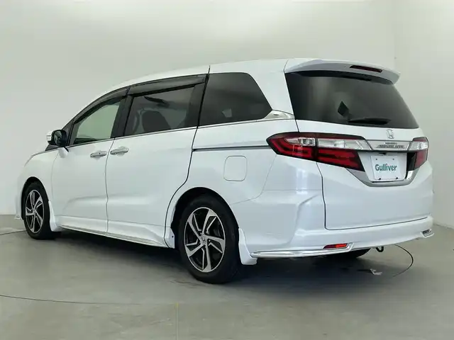 ホンダ オデッセイ アブソルート 富山県 2014(平26)年 5.3万km ホワイトオーキッドパール 純正ナビ（AM/FM/BT/DVD/USB/HDMI/フルセグ）/バックカメラ/ETC/両側パワースライドドア/クルーズコントロール/横滑り防止装置/アイドリングストップ/純正アルミホイール/純正フロアマット/オートLEDライト/革巻きステアリング/ステアリングスイッチ/パドルシフト/スマートキー